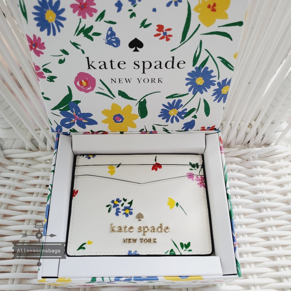 AUTHENTIC Nwt boxed small card holder SLIM garden BOUQUET Cream multi staci - Picture 1 of 6
